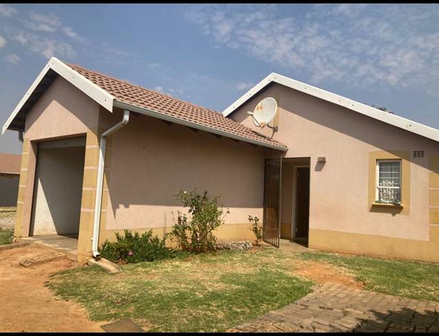 3 BEDROOM HOUSE FOR SALE IN SALFIN